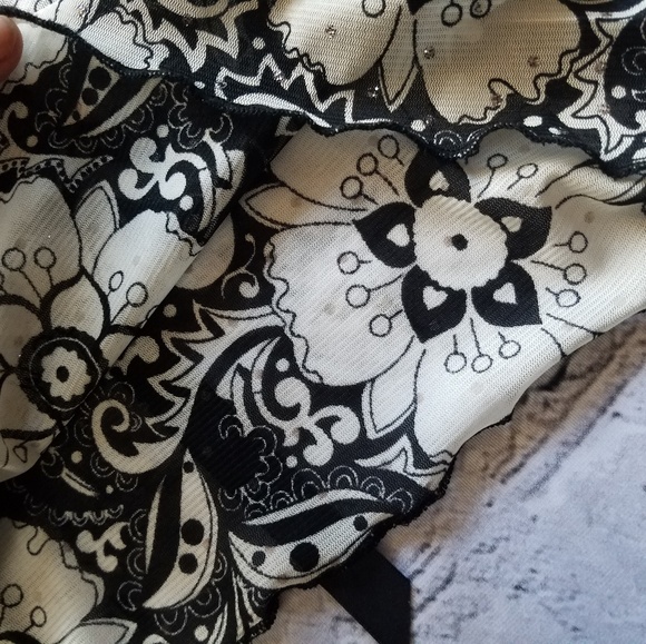 Hot Tempered Sexy Asymmetrical Top Sz Small - Picture 6 of 8